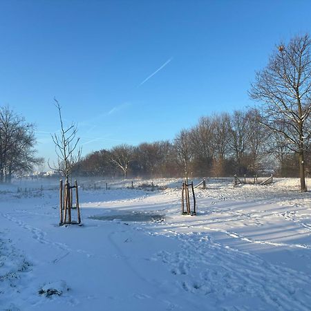 Herten Atalanta-Wellness Roermond 'De Wethouder' Bed & Breakfast エクステリア 写真