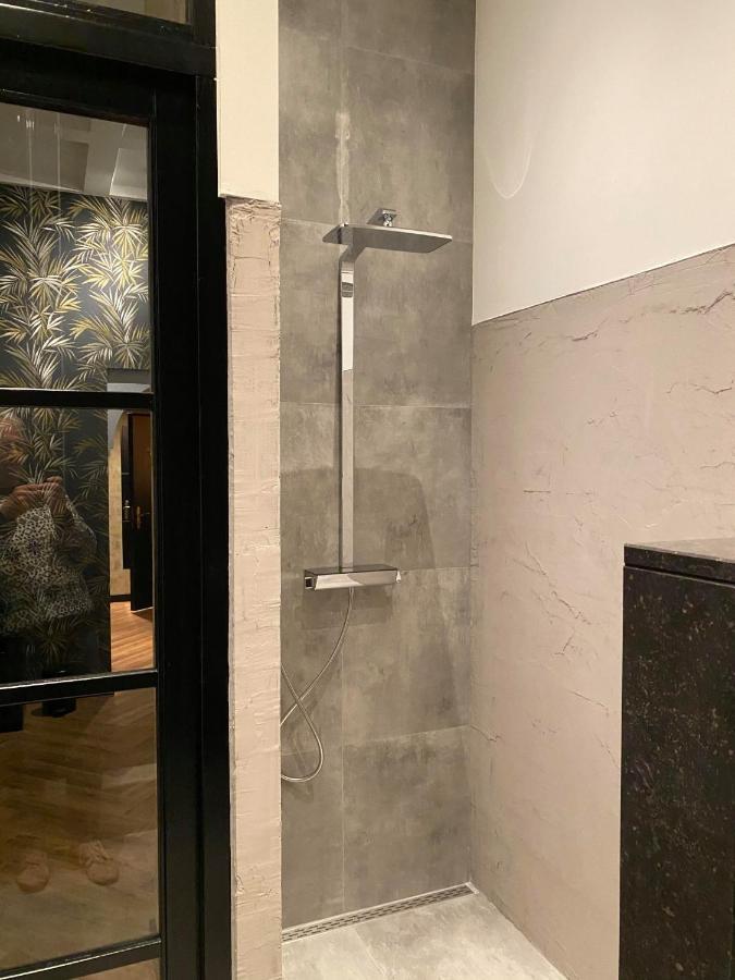 Herten Atalanta-Wellness Roermond 'De Wethouder' Bed & Breakfast エクステリア 写真