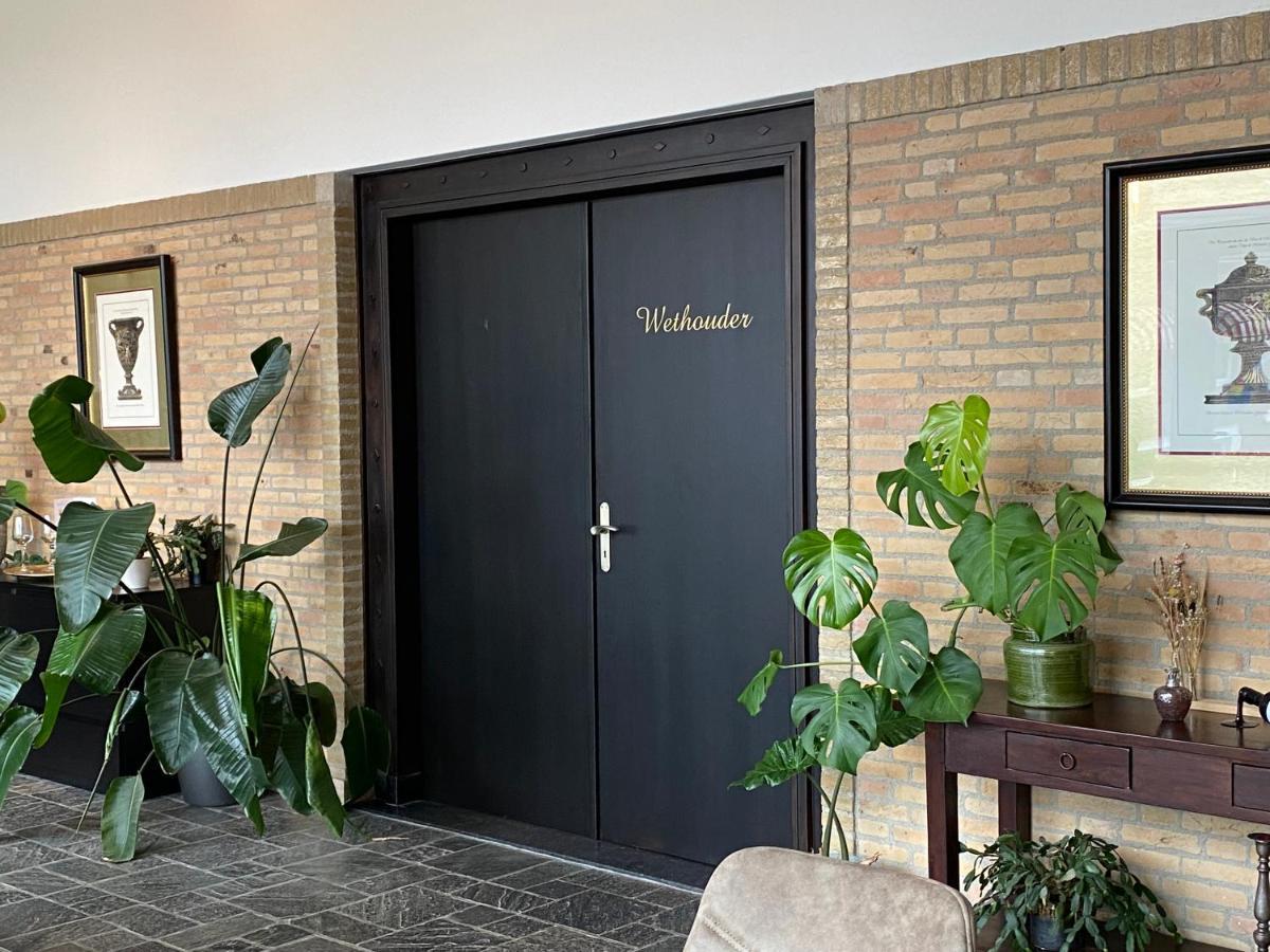 Herten Atalanta-Wellness Roermond 'De Wethouder' Bed & Breakfast エクステリア 写真