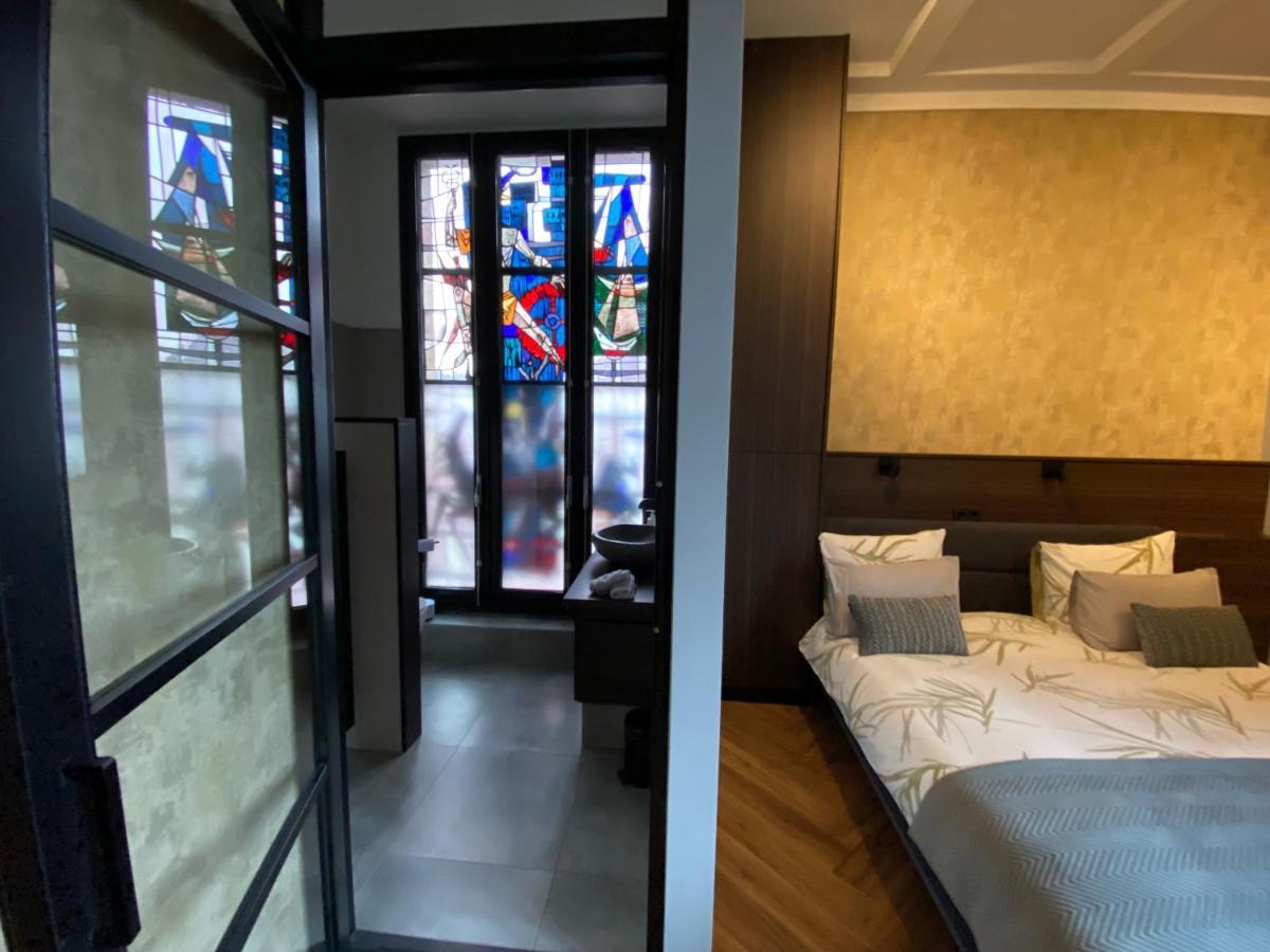 Herten Atalanta-Wellness Roermond 'De Wethouder' Bed & Breakfast エクステリア 写真